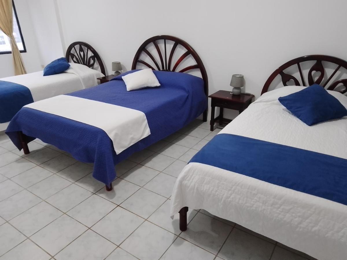 Hotel Isla Del Descanso Puerto Villamil Ngoại thất bức ảnh
